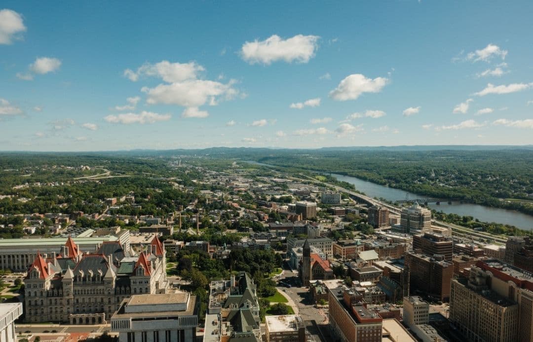 Albany Aerial Strapi