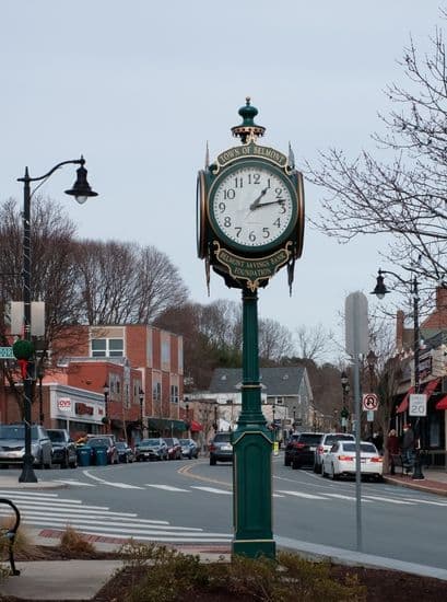Belmont MA Car Service Downtown Clock