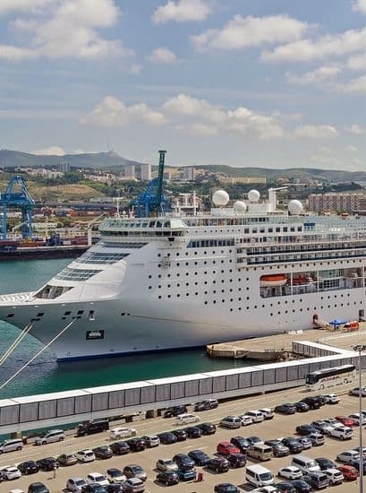 Cruise Parking Vertical