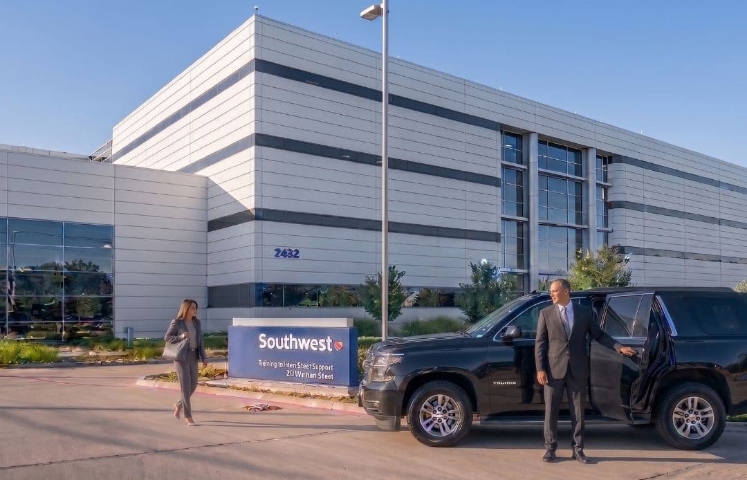 Dallas Exec Transport Strapi