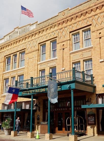 Fort Worth Hotel Vertical