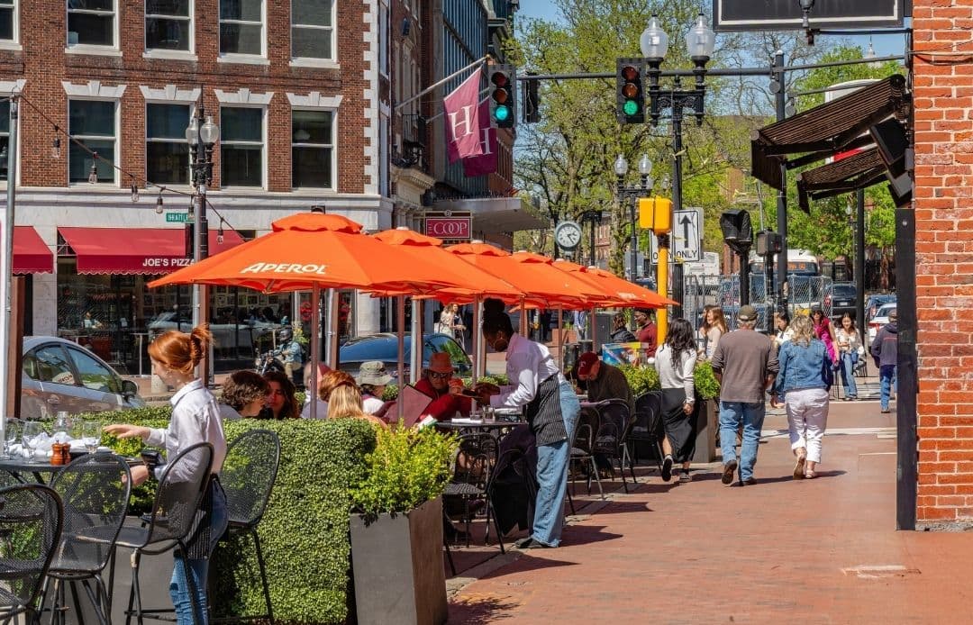 Harvard Square Car Service Dining Strip Near the Coop