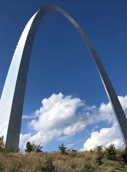 St. Louis Arch Vertical