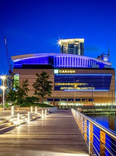 TD Garden Car Service Exterior Night Shot