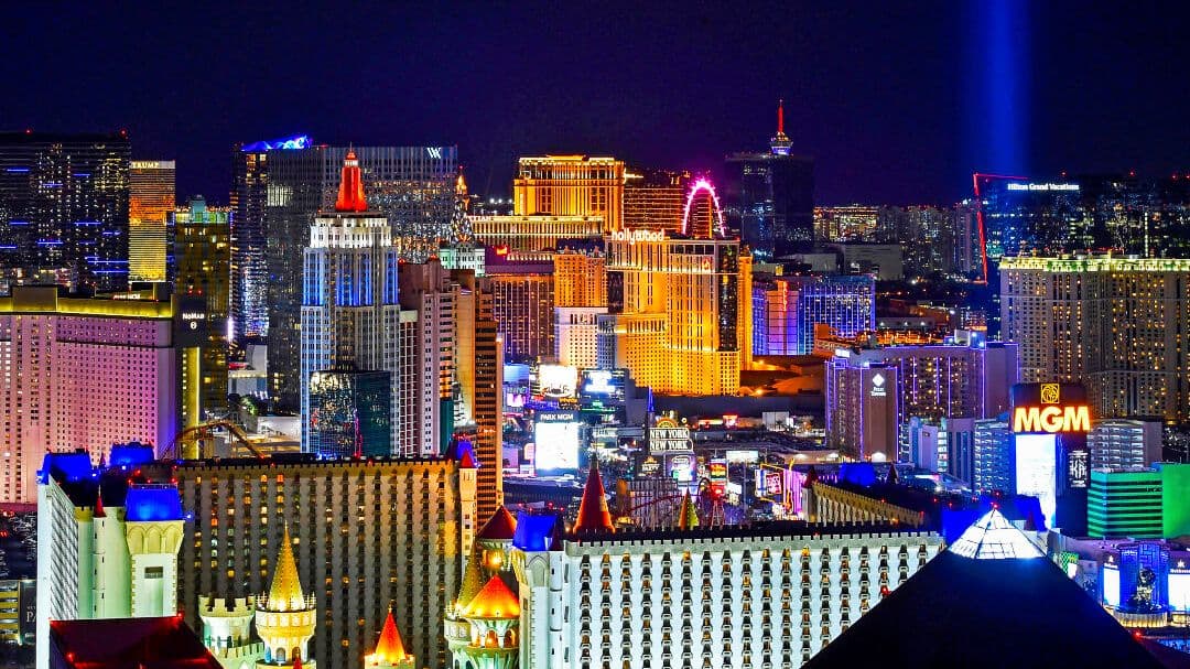 Vegas_Featured