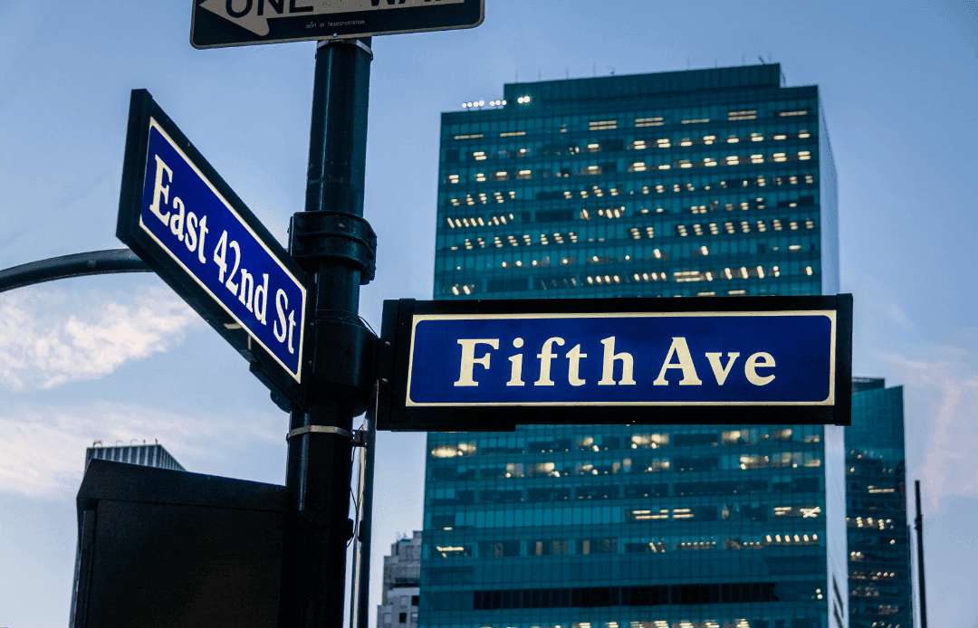 fifth ave sign