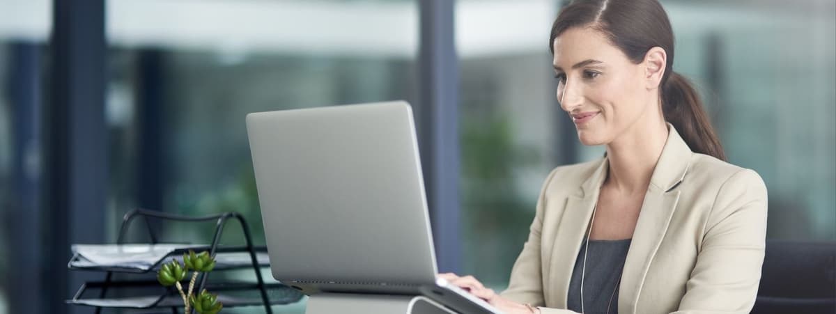 Corporate Travel Manager Appreciation Week- How Your Work Drives LUXY Ride Forward