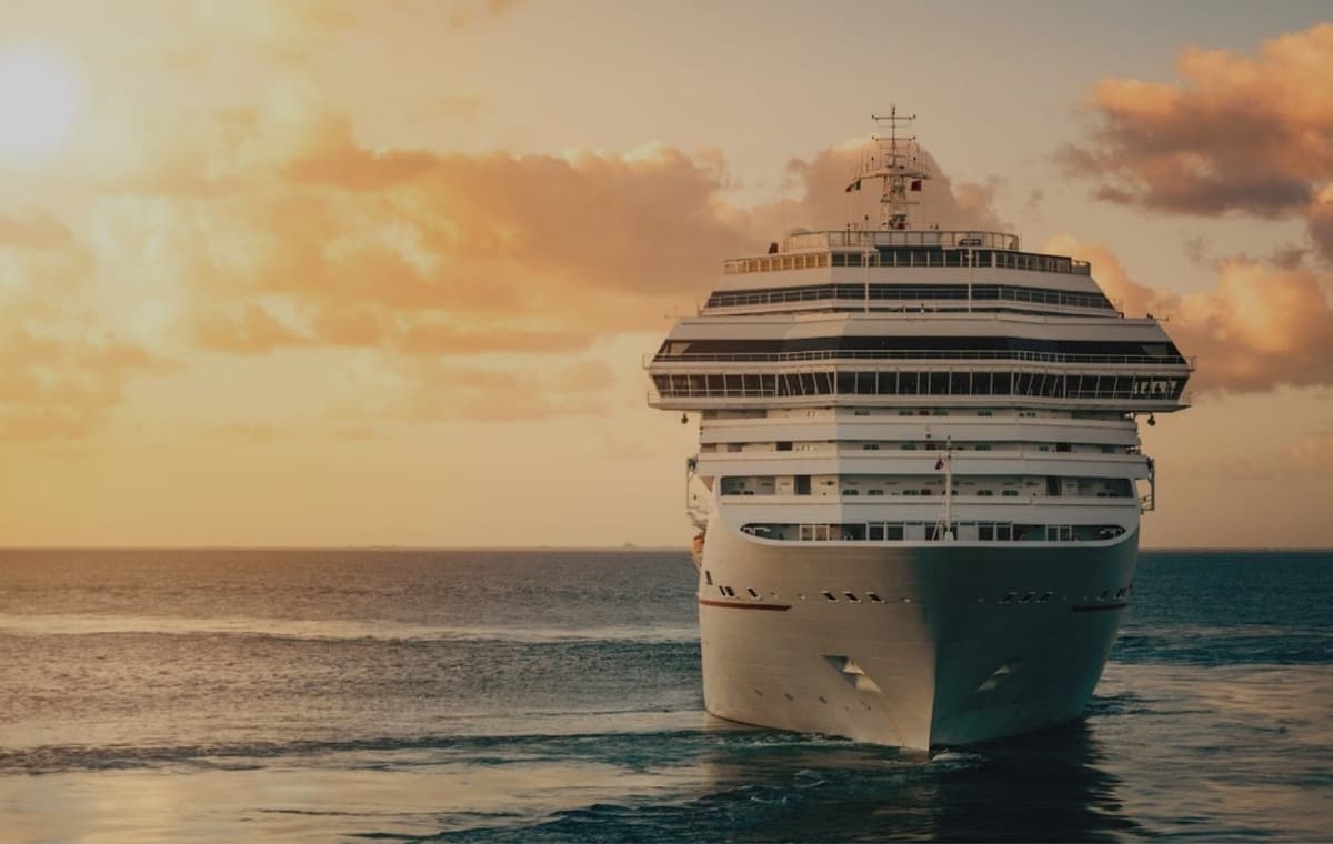 Which cruise line is best to go to Alaska?