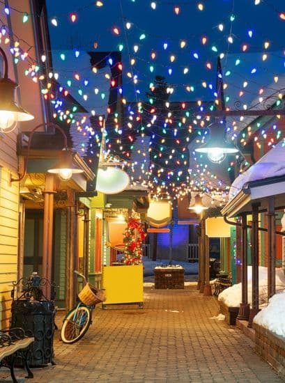 DEN Airport to Breckenridge and Keystone Car Service Festive Lights