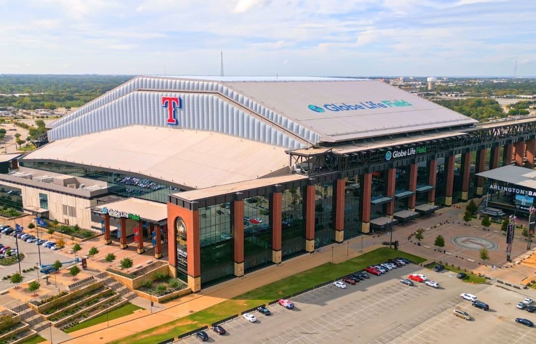 Globe Life Field Strapi