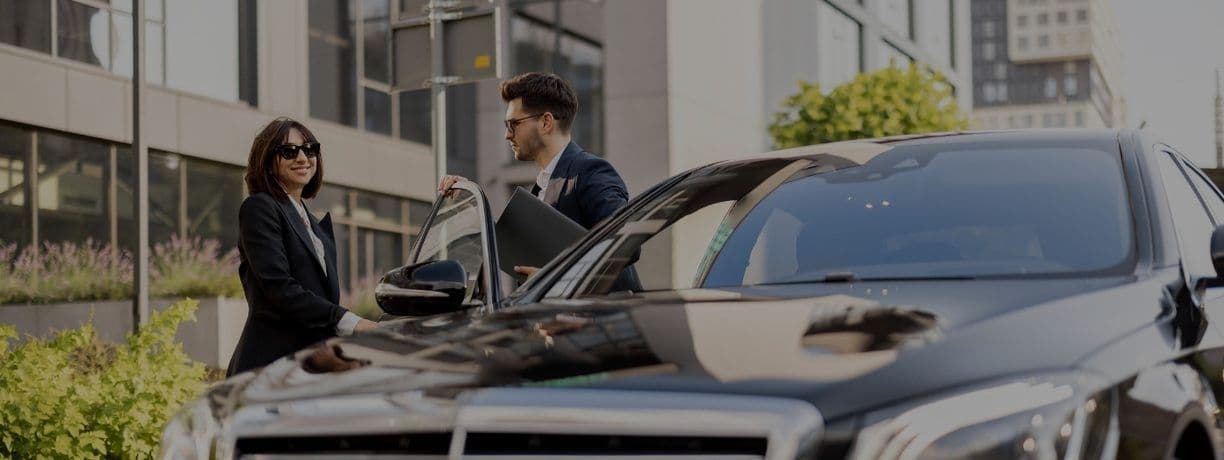 Hire an Executive Chauffeurs for Business Travel, Airport Transfers & Corporate Transportation