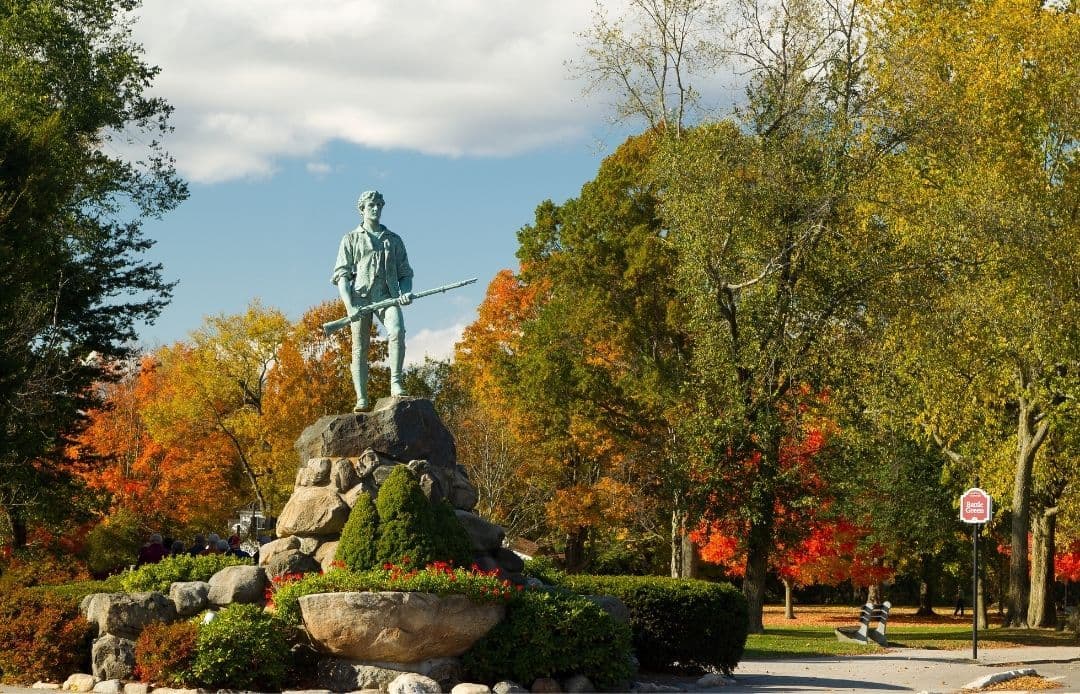 Logan Airport to Concord Car Service Minuteman Statue
