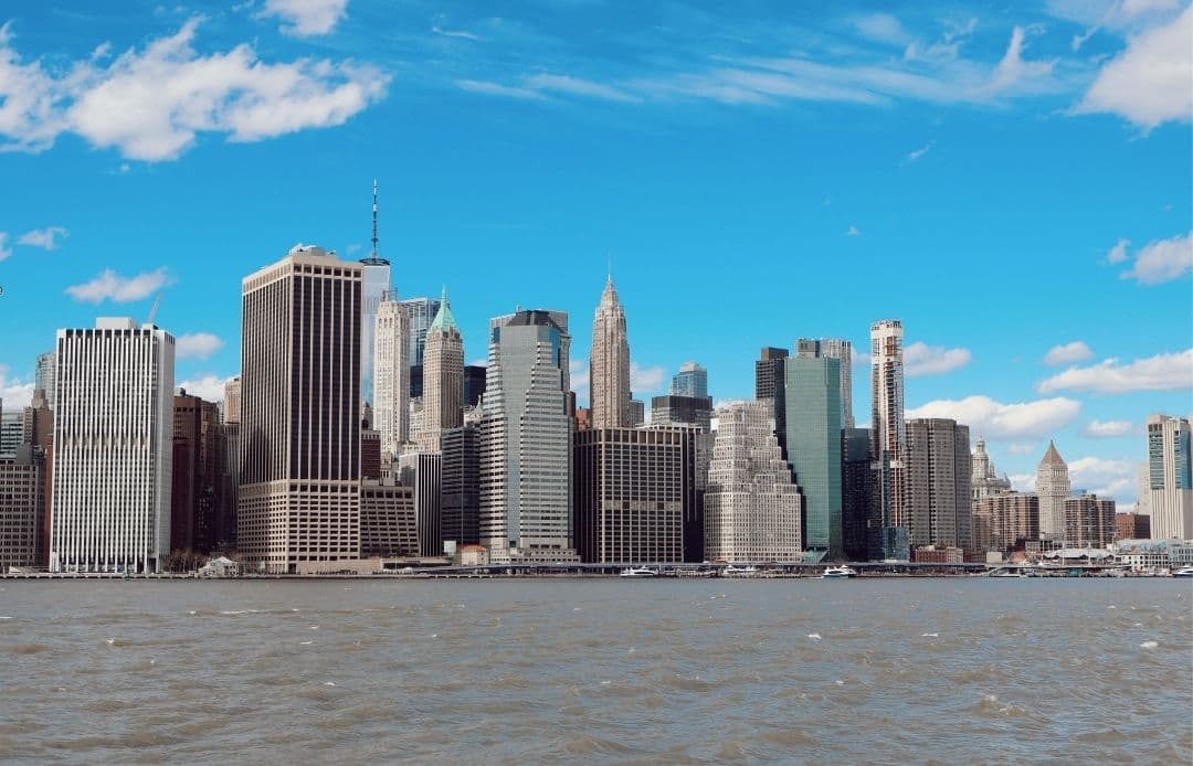 NYC Skyline Strapi