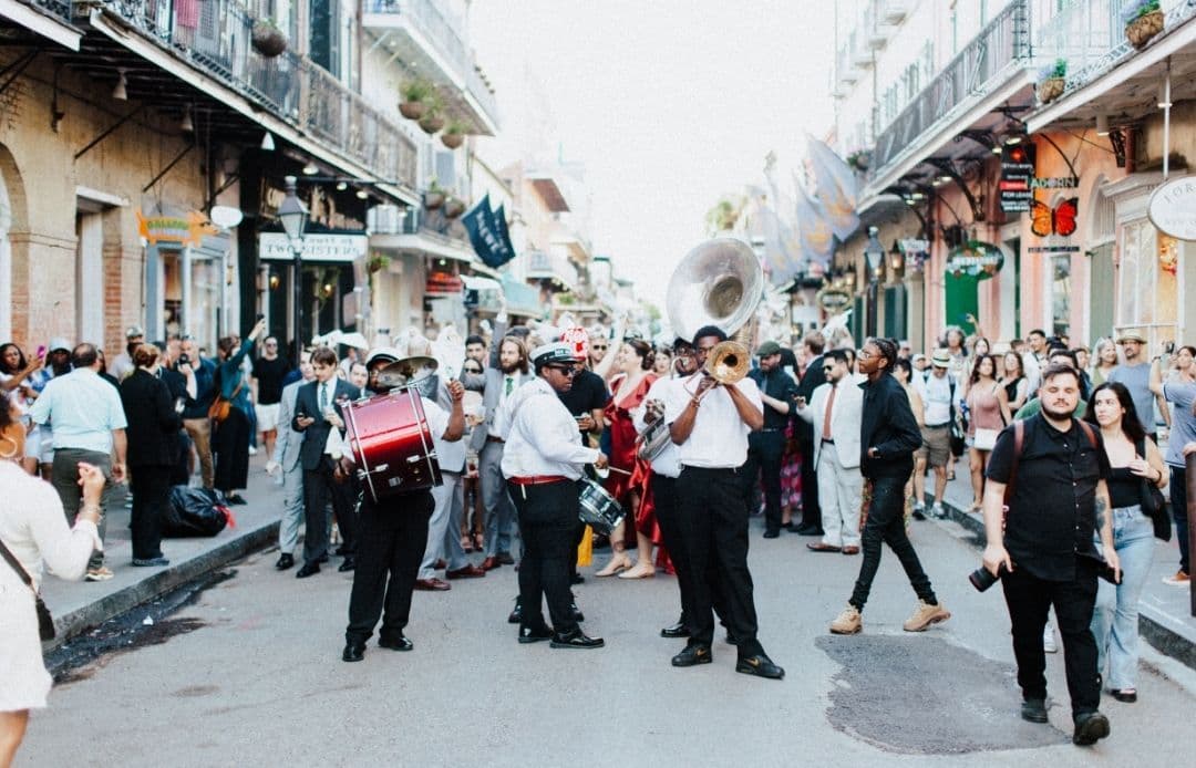 Parking for American Cruise Lines in New Orleans Music Group in Streets