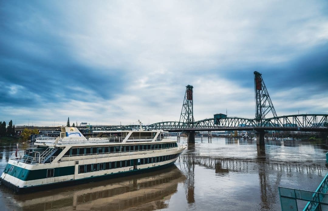 Parking for American Cruise Lines in Portland, OR Cruise Ship Leaving Port
