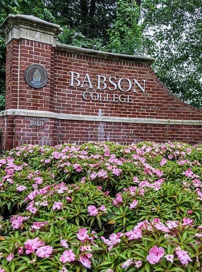 Wellesley MA Car Service Babson College Entrance