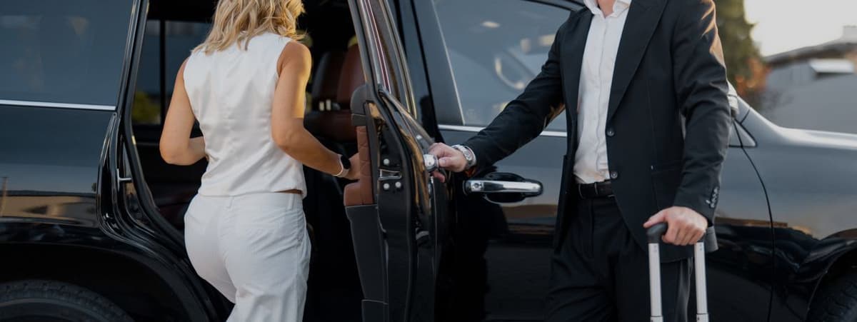 Looking for a Carmel Limo alternative? Compare LUXY vs Carmel