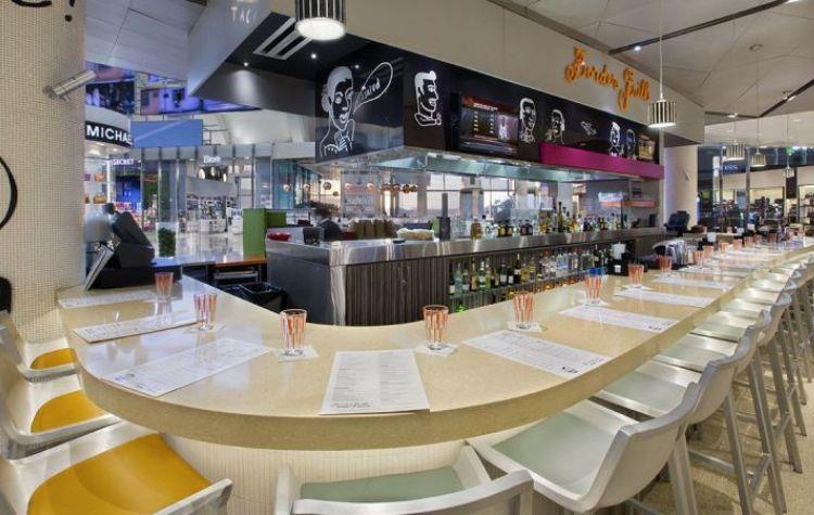 Photo of a sit down bar eatery in LAX