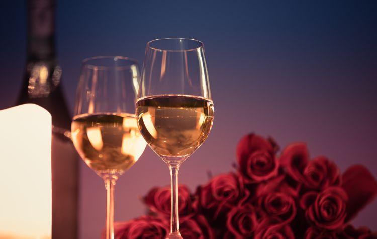 Romantic wine glasses